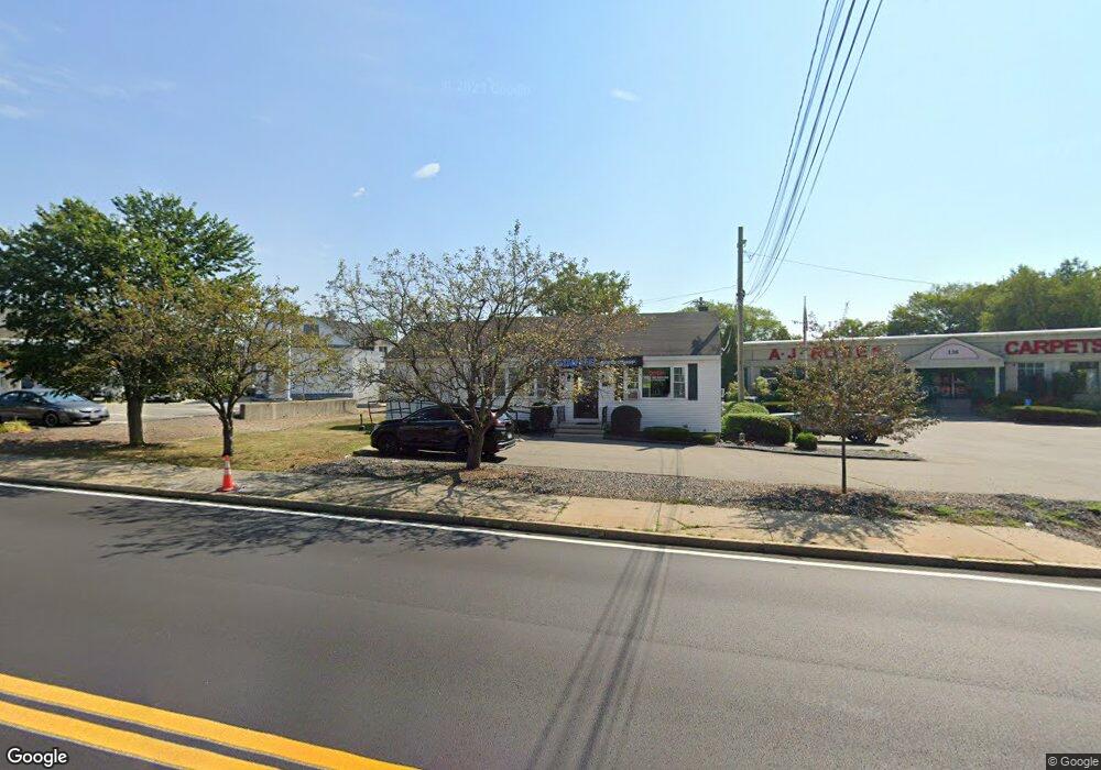 138 Cambridge St, Burlington, MA 01803 - photo 1