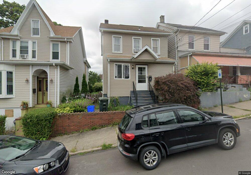 548 Carson St, Hazleton, PA 18201 - photo 1