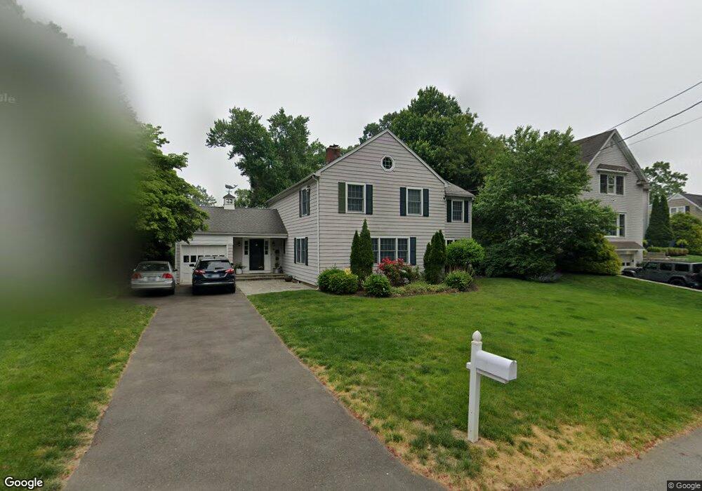 60 Larkspur Rd, Fairfield, CT 06824 - photo 1