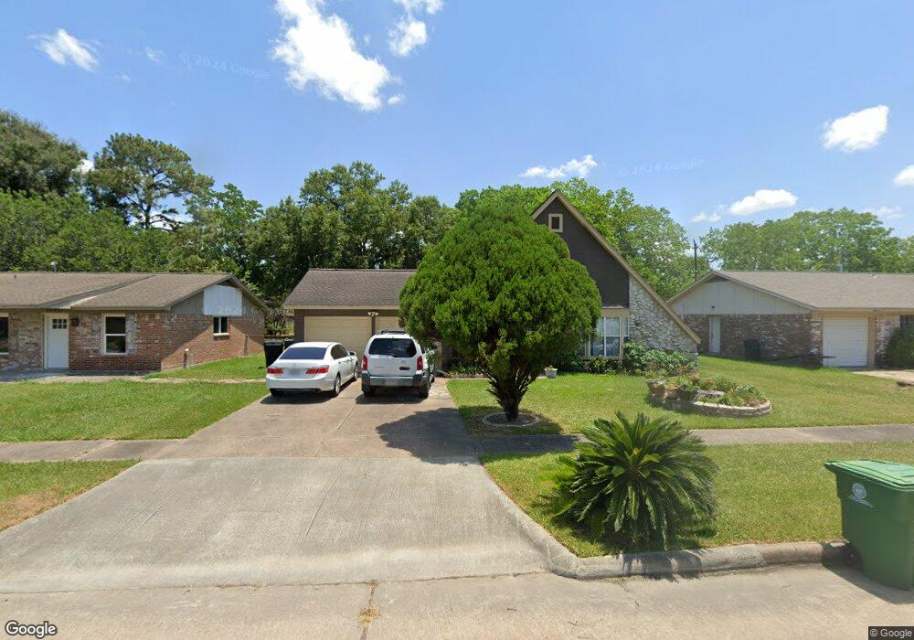 10911 Keese Dr, Houston, TX 77089 - photo 1