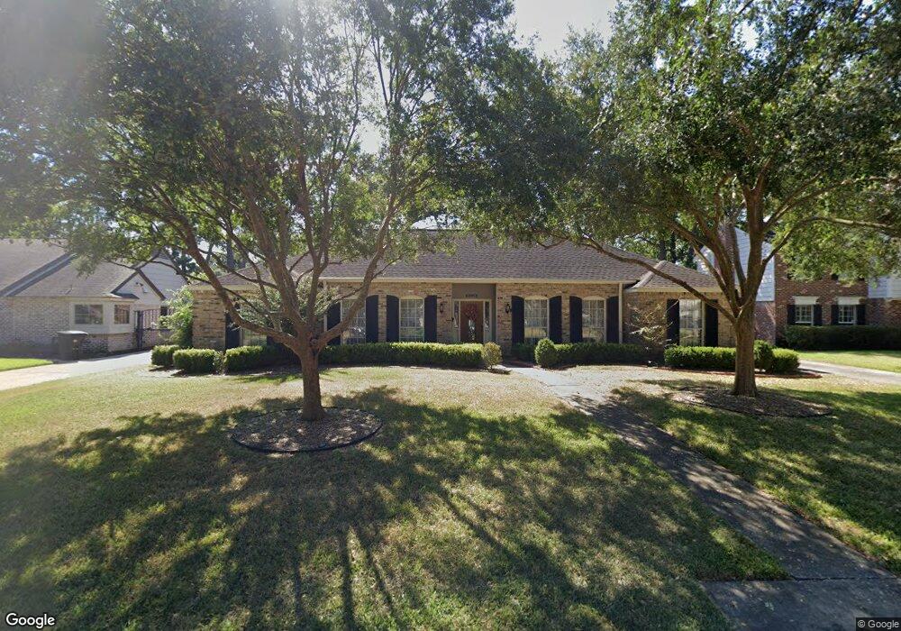 13915 Pebblebrook Dr, Houston, TX 77079 - photo 1