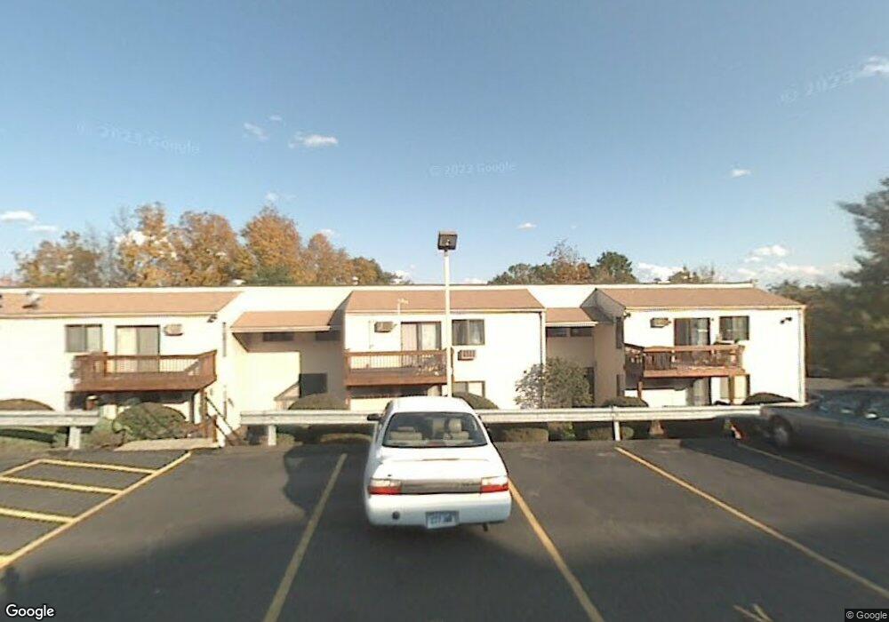 207 Woodland Dr unit 207, Cromwell, CT 06416 - photo 1