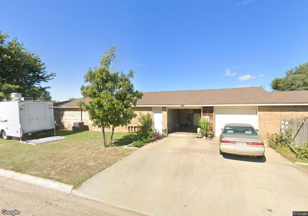500 Pine Ave, Dumas, TX 79029 - photo 1