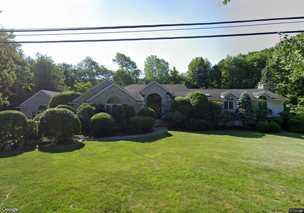 55 Berkeley Dr, Tenafly, NJ 07670 - photo 1
