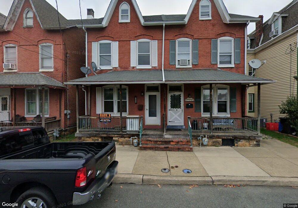 227 E 3rd St, Boyertown, PA 19512 - photo 1