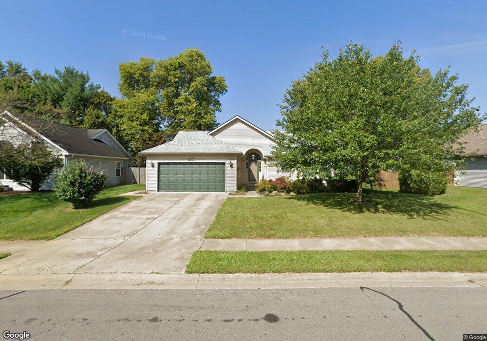 2136 Shiloh Dr, Columbus, IN 47203 - photo 1