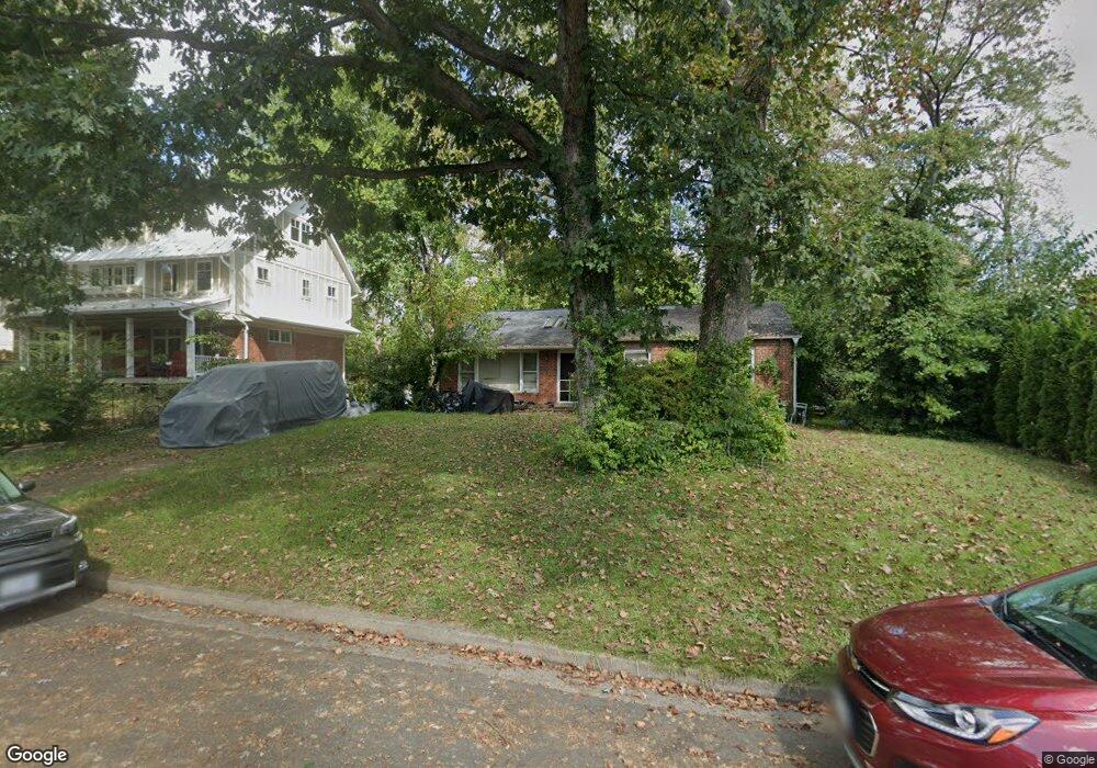 2223 Primrose Dr, Falls Church, VA 22046 - photo 1