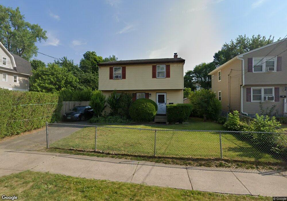 52 Earle St, Hartford, CT 06120 - photo 1