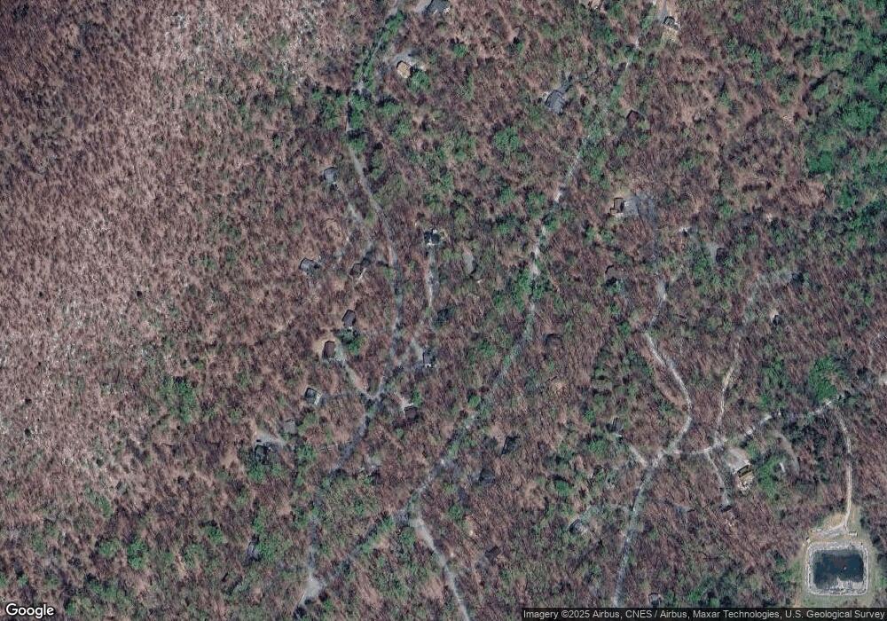 54 S Bobcat Dr, Berkeley Springs, WV 25411 - photo 1