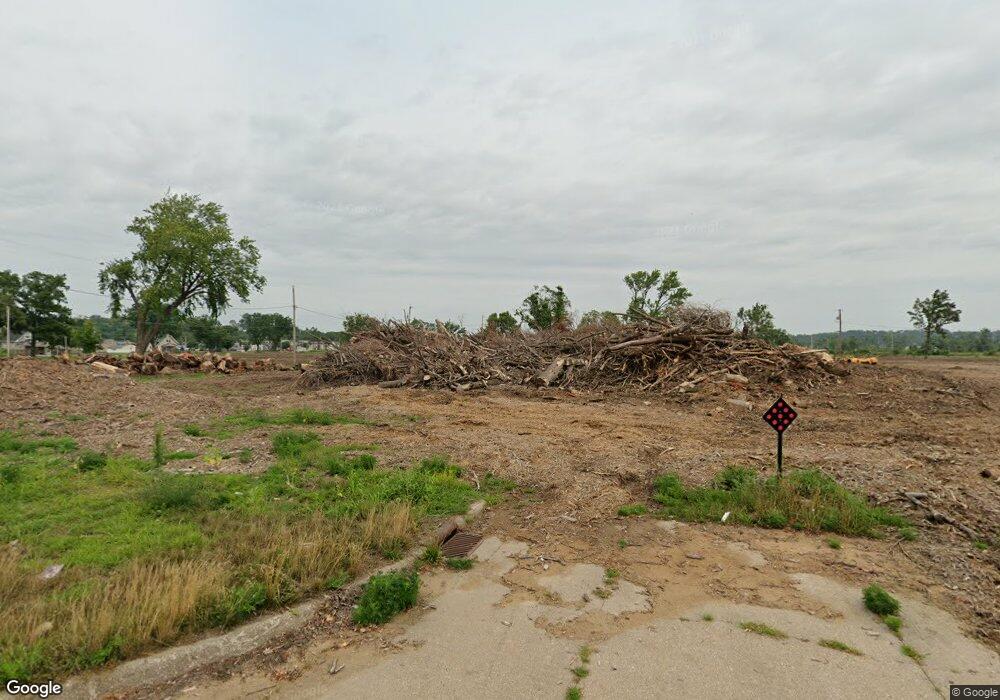 1422 4th St NW, Cedar Rapids, IA 52405 - photo 1