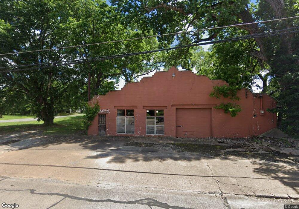 620 E Sam Rayburn Dr unit RAYBURN, Bonham, TX 75418 - photo 1