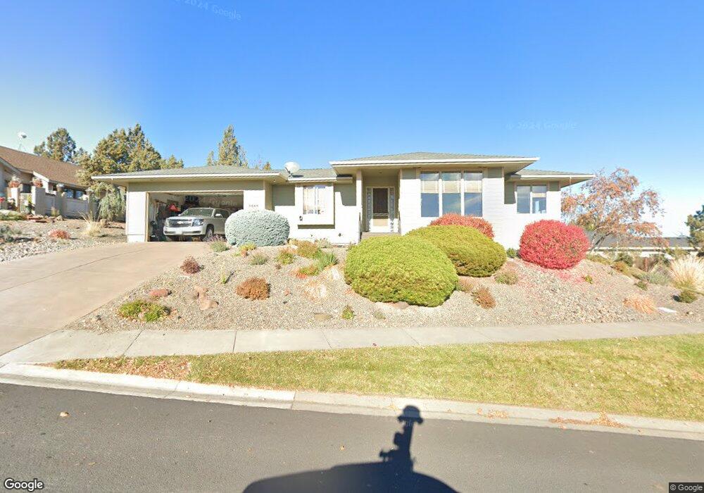 3545 SW Valleyview Dr, Redmond, OR 97756 - photo 1