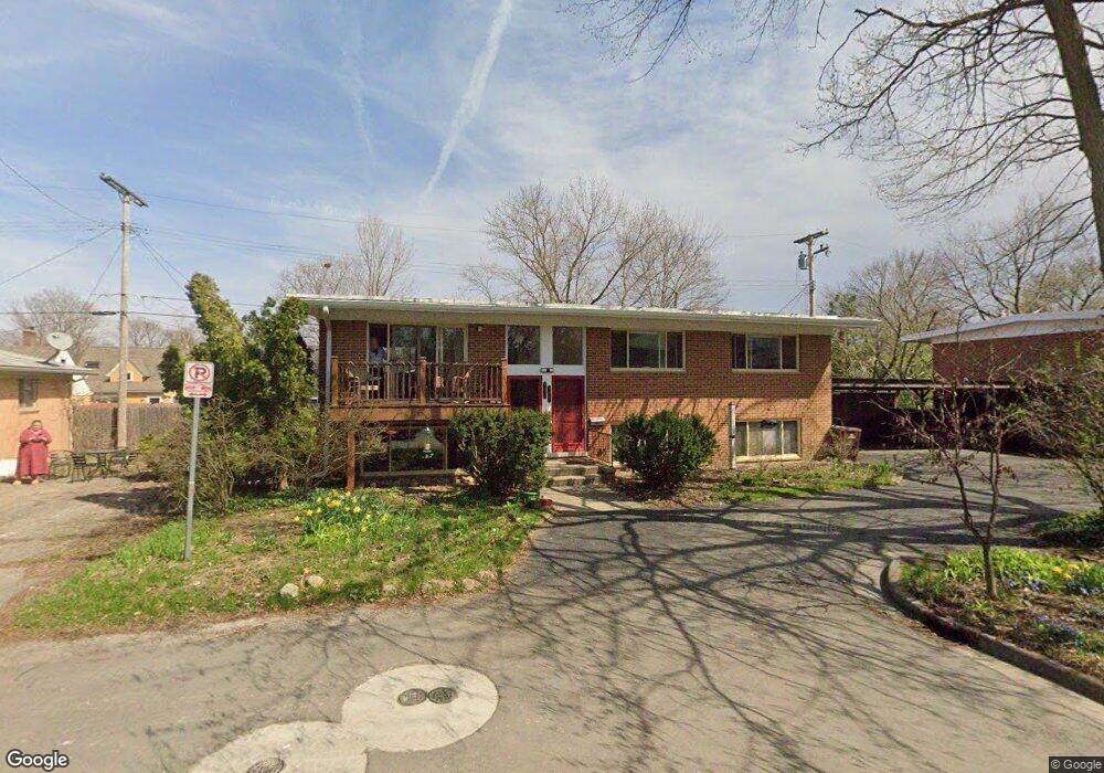 1009 Woodbridge Blvd, Ann Arbor, MI 48103 - photo 1