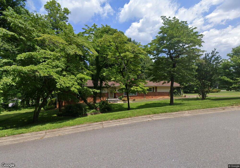 635 Oakdale Dr, Statesville, NC 28677 - photo 1