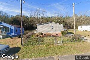 110 Taylor St, Saint Matthews, SC 29135