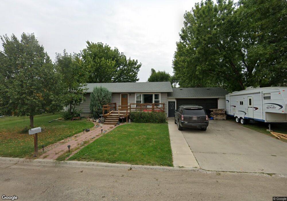 1637 Rich St W, Havre, MT 59501 - photo 1