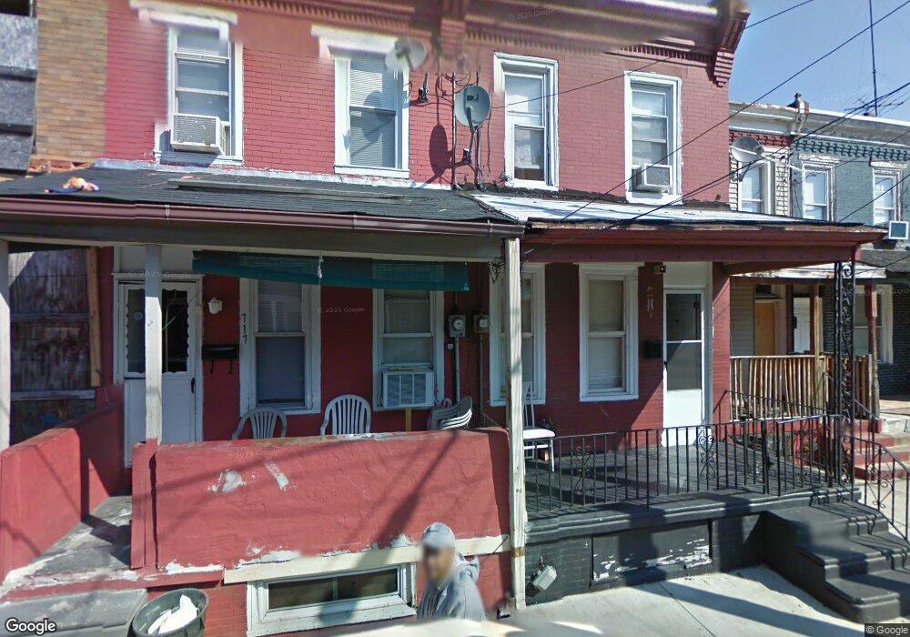 719 Cedar St, Camden, NJ 08102 - photo 1
