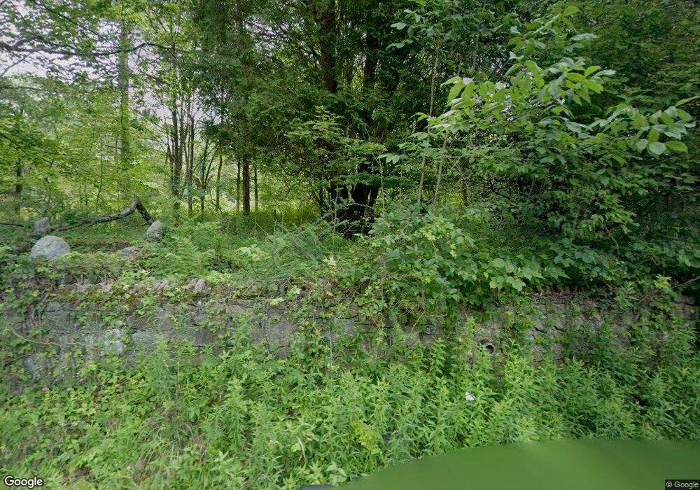 285 Lake Francis Rd, Mountain Top, PA 18707 - photo 1