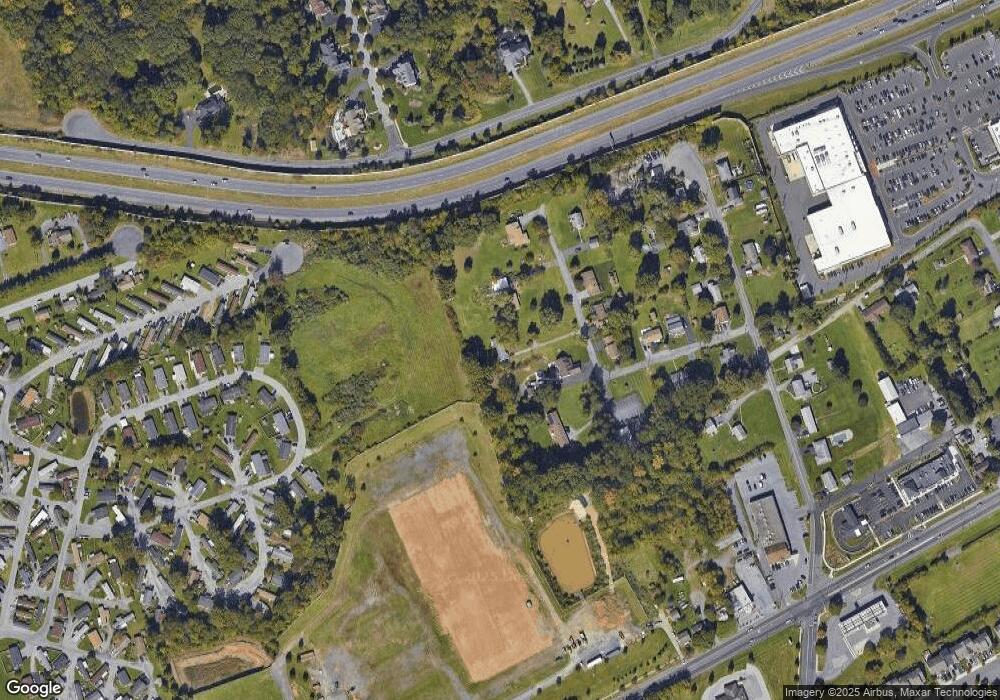 750 Fetters Ln, Allentown, PA 18106 - photo 1