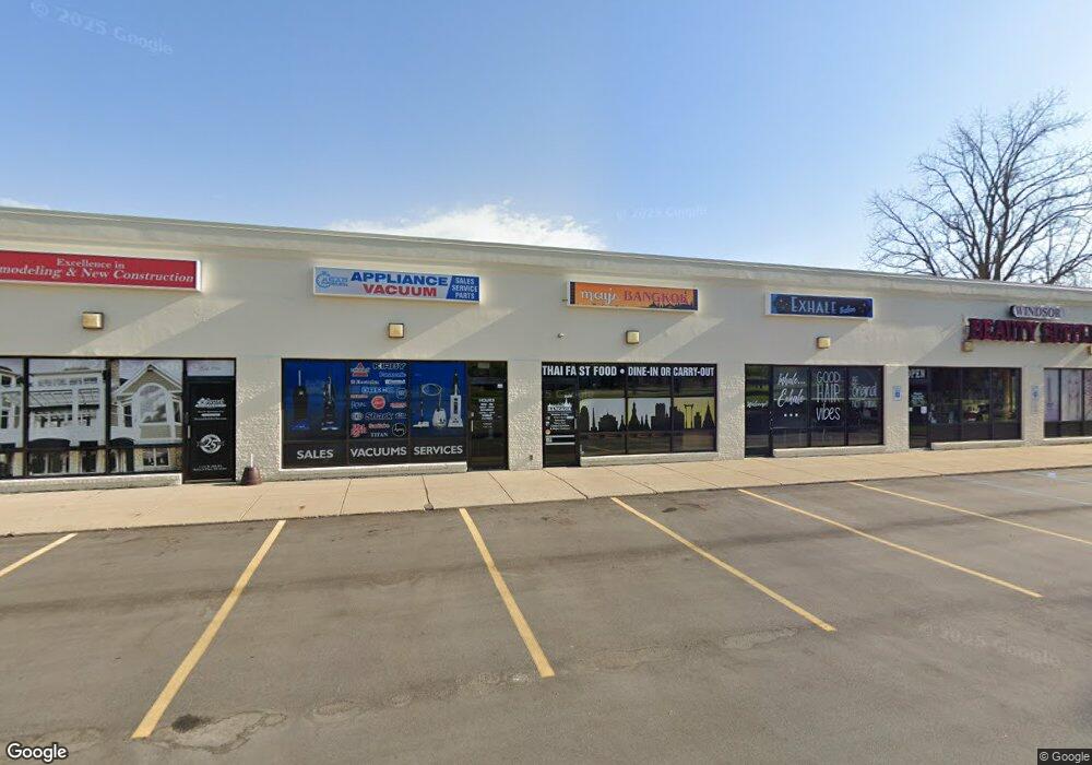 1174 W Hill Rd, Flint, MI 48507 - photo 1