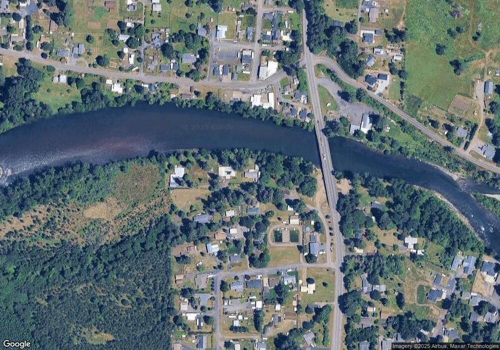 345 Locust St, Lyons, OR 97358 - photo 1