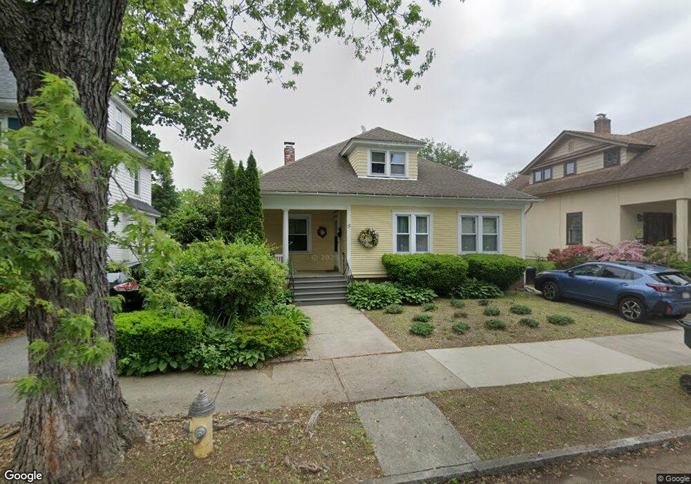 27 Greenbrier St, Springfield, MA 01108 - photo 1