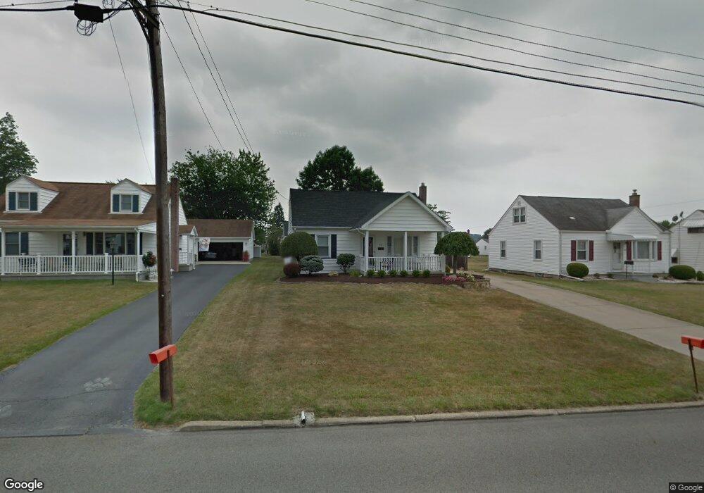 236 Helena Dr, Struthers, OH 44471 - photo 1