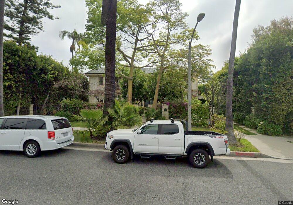 908 N Beverly Dr, Beverly Hills, CA 90210 - photo 1