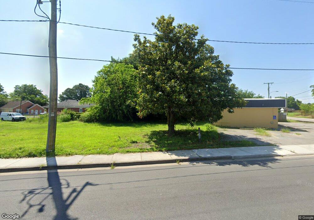 2615 Deep Creek Blvd, Portsmouth, VA 23704 - photo 1