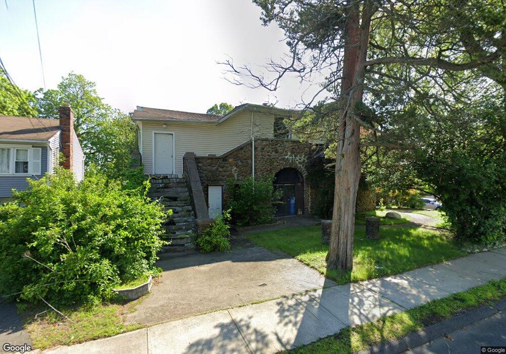 81 Meloy Rd unit 1ST F, West Haven, CT 06516 - photo 1