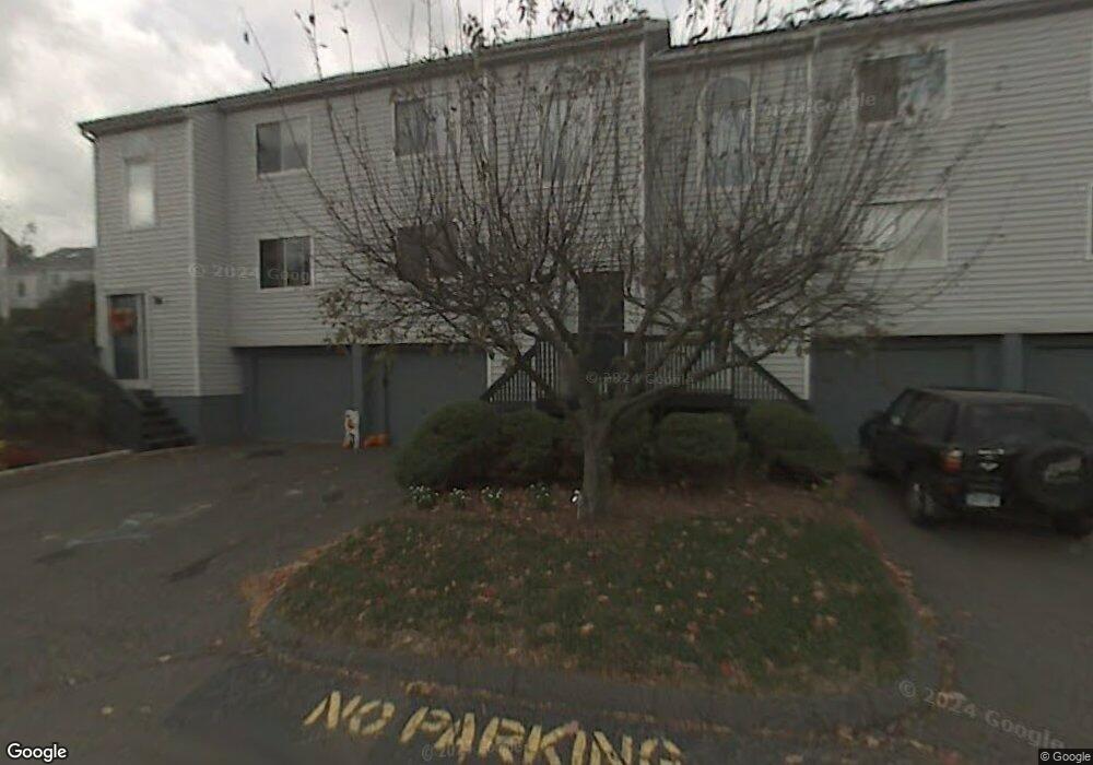 45 Clubhouse Dr, Cromwell, CT 06416 - photo 1