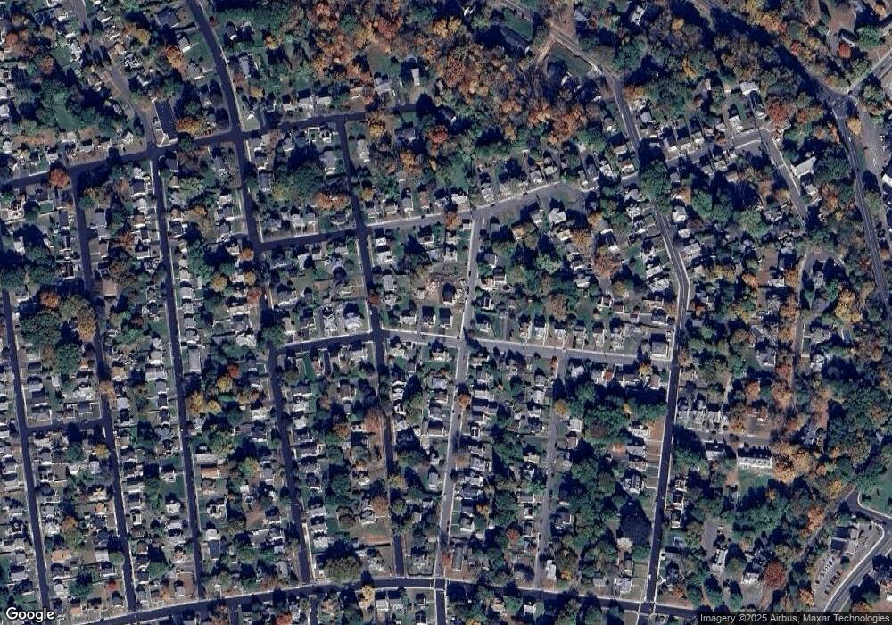 146 Walnut St, Naugatuck, CT 06770 - photo 1