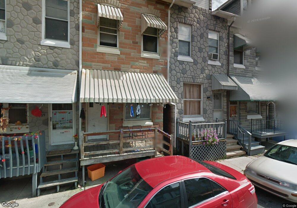 733 Locust St, Reading, PA 19604 - photo 1