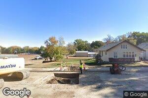 403 E 3rd St, Redfield, SD 57469