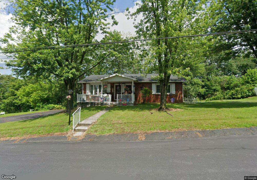 305 Grove St, Orwigsburg, PA 17961 - photo 1