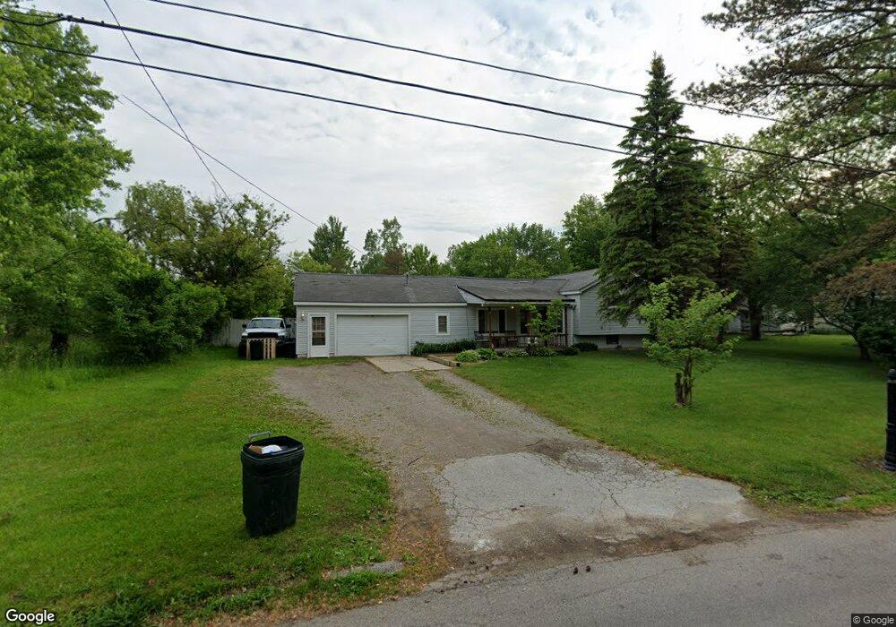 5121 Roberts Dr, Flint, MI 48506 - photo 1