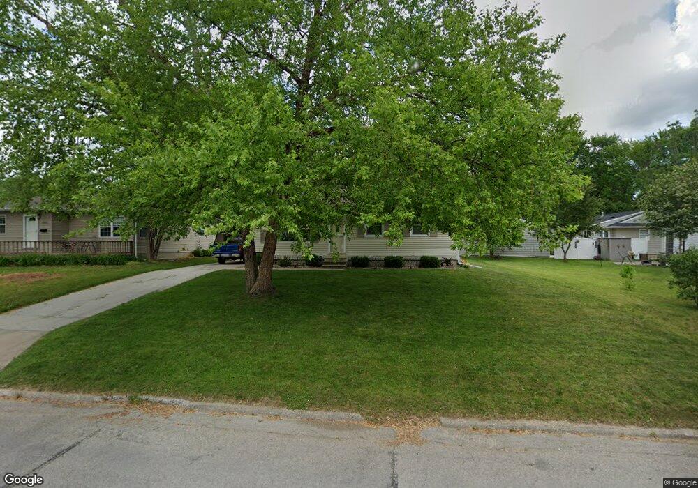 2308 Victory Dr, Cedar Falls, IA 50613 - photo 1