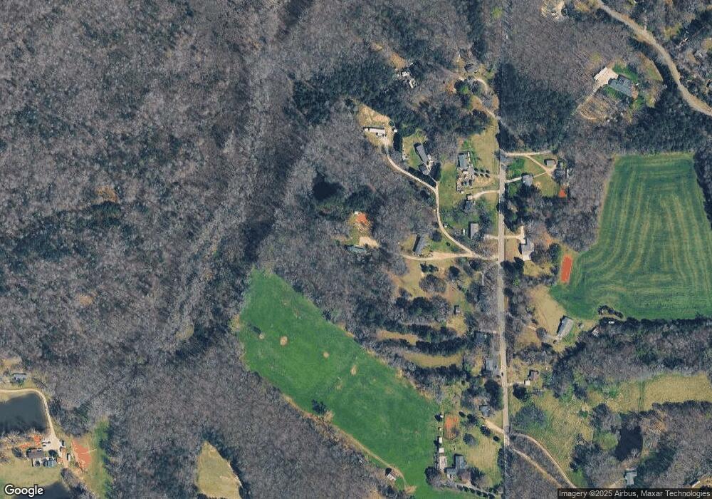 2305 Meadow Rd, Clover, SC 29710 - photo 1