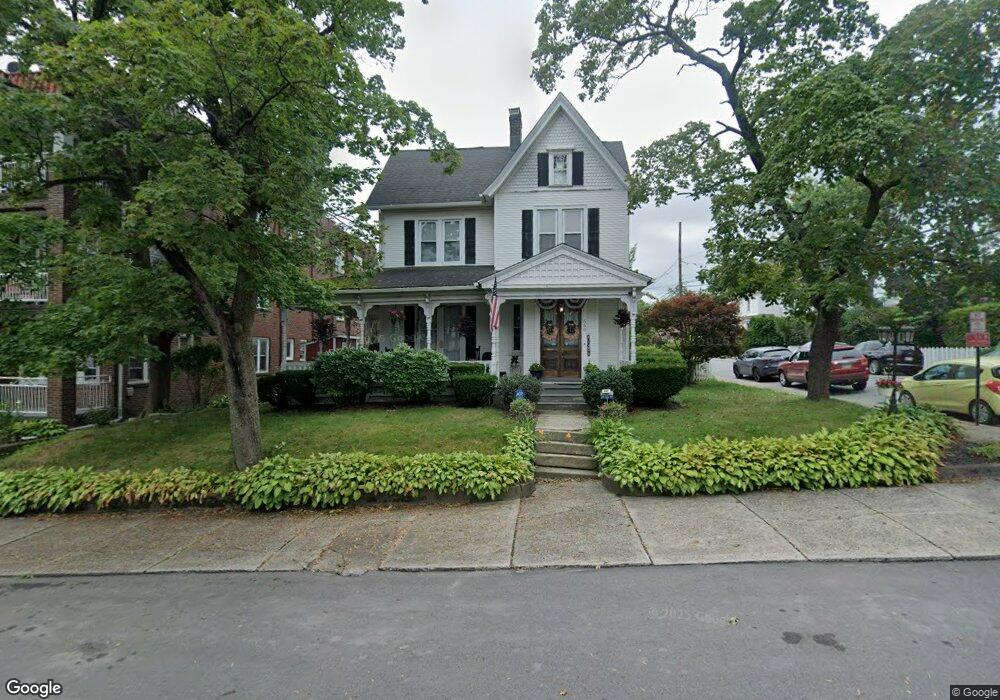 560 N Laurel St, Hazleton, PA 18201 - photo 1