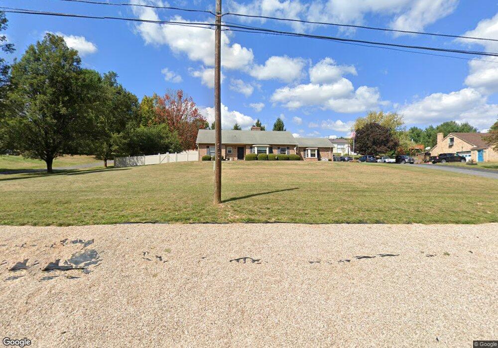 951 Lee Jackson Hwy, Staunton, VA 24401 - photo 1