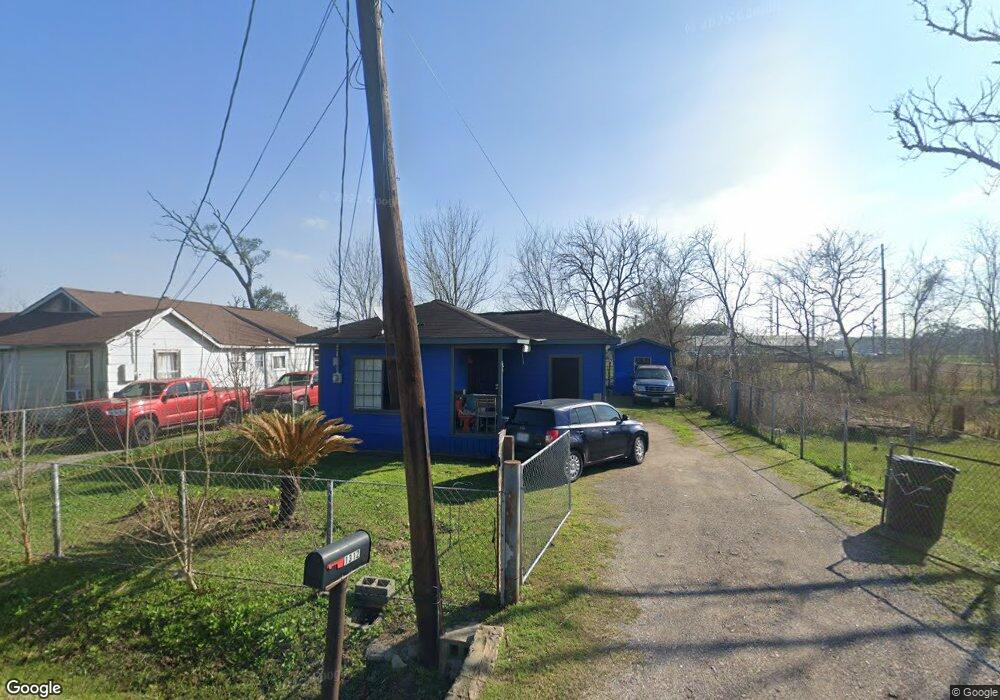 1312 Rice St, Alvin, TX 77511 - photo 1