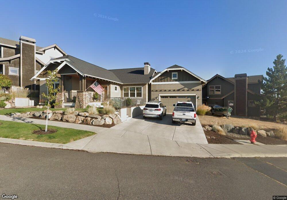 2537 NW Awbrey Point Cir, Bend, OR 97703 - photo 1