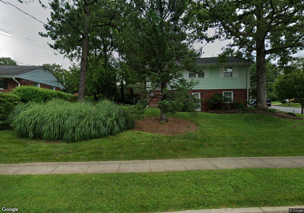 8413 Ravenswood Rd, New Carrollton, MD 20784 - photo 1