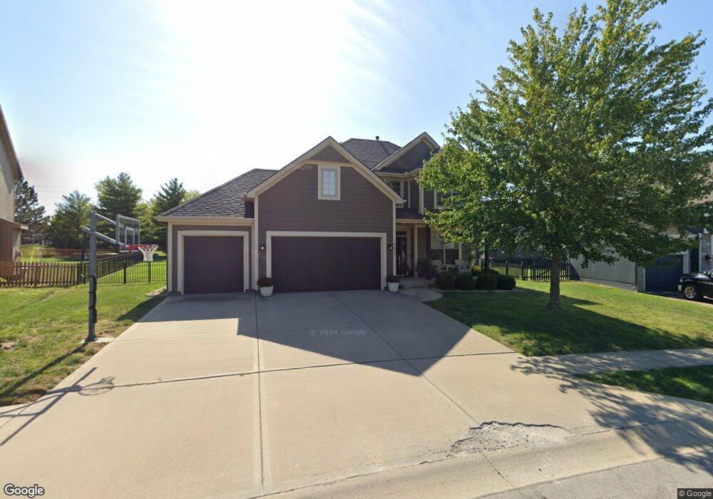 603 Duncan Cir, Raymore, MO 64083 - photo 1