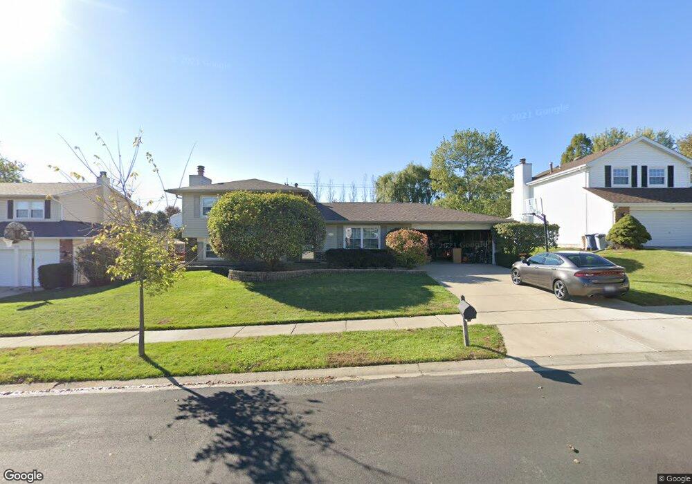 310 Partridge Ct, Algonquin, IL 60102 - photo 1