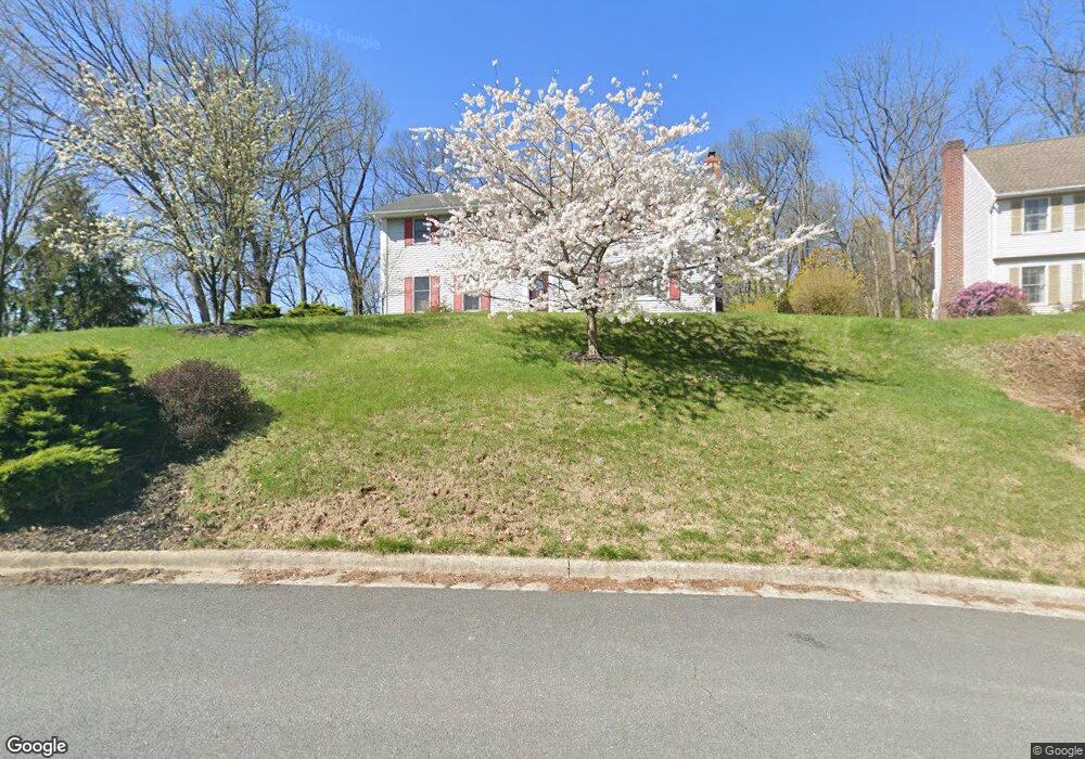 13 Dogleg Dr, Reading, PA 19606 - photo 1