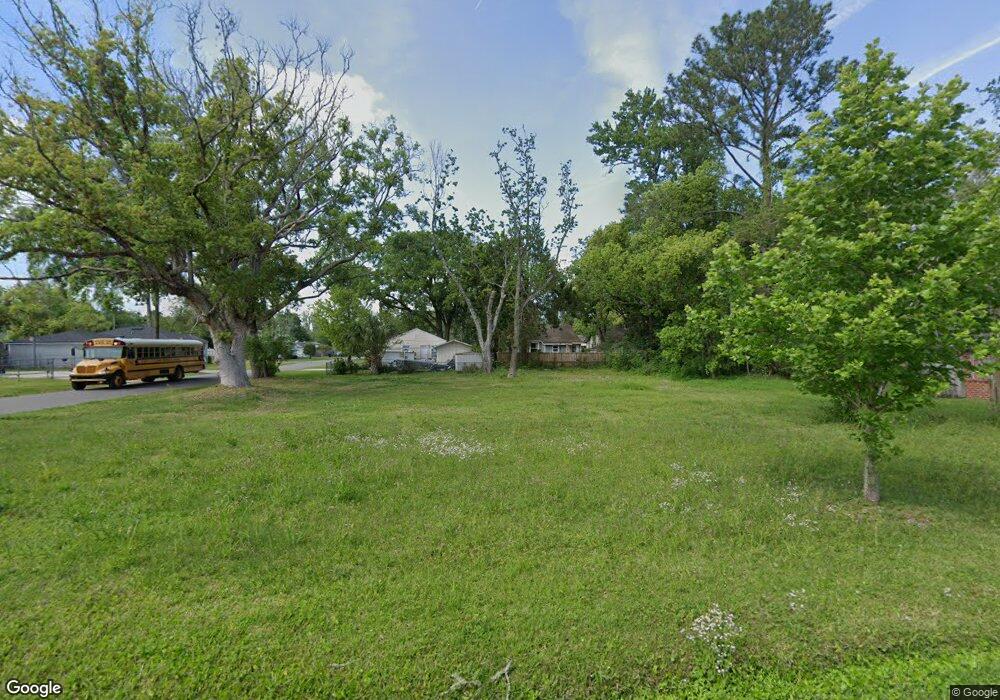 5159 Sunderland Rd, Jacksonville, FL 32210 - photo 1