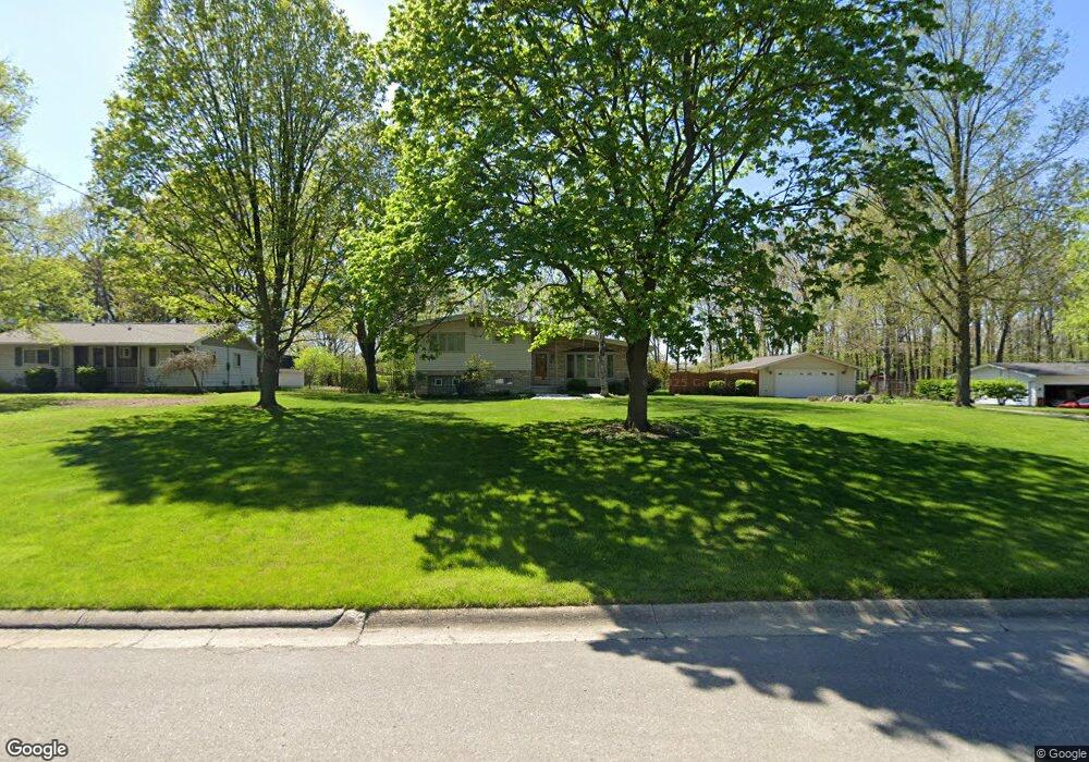 2314 Tandy Dr, Flint, MI 48532 - photo 1