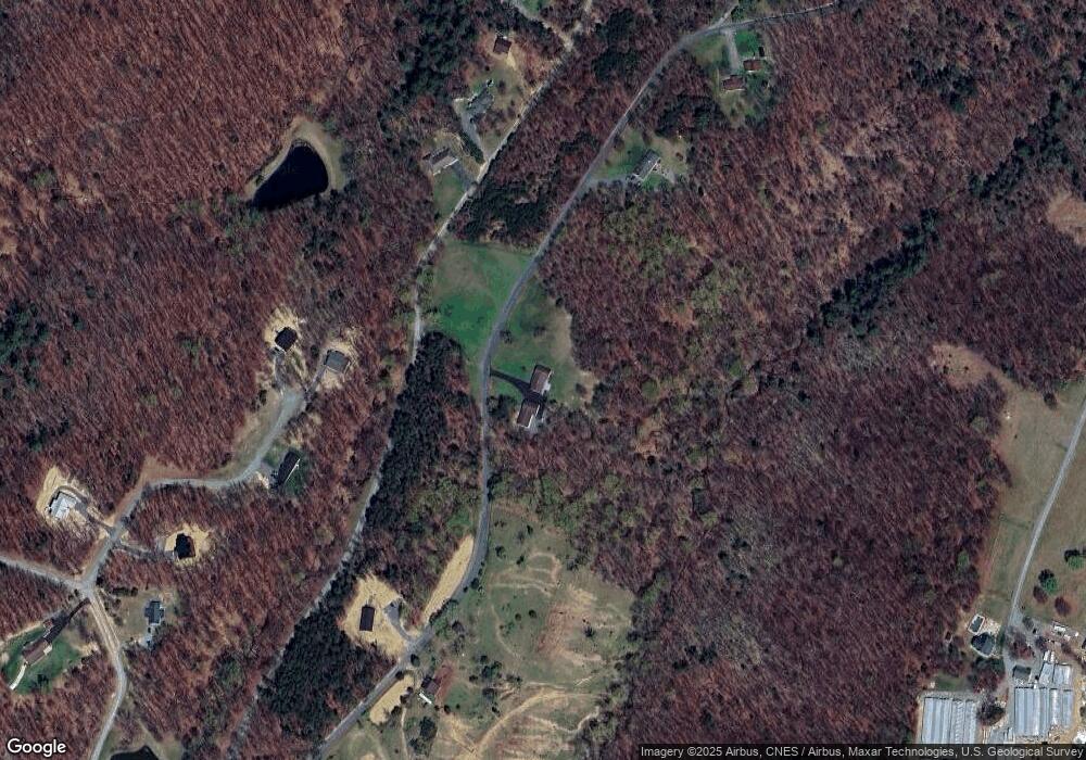 1145 Timber Ridge Rd, Berkeley Springs, WV 25411 - photo 1