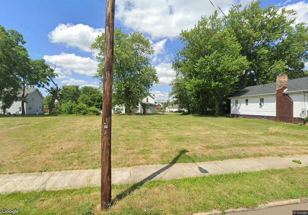 1015 6th St NE, Canton, OH 44704 - photo 1